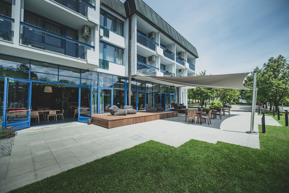 Hotel Sport - Terme Krka 68/75