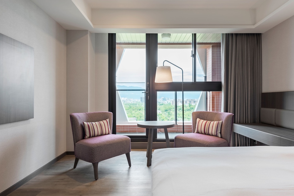 Lakeshore Hotel Yilan 28/46