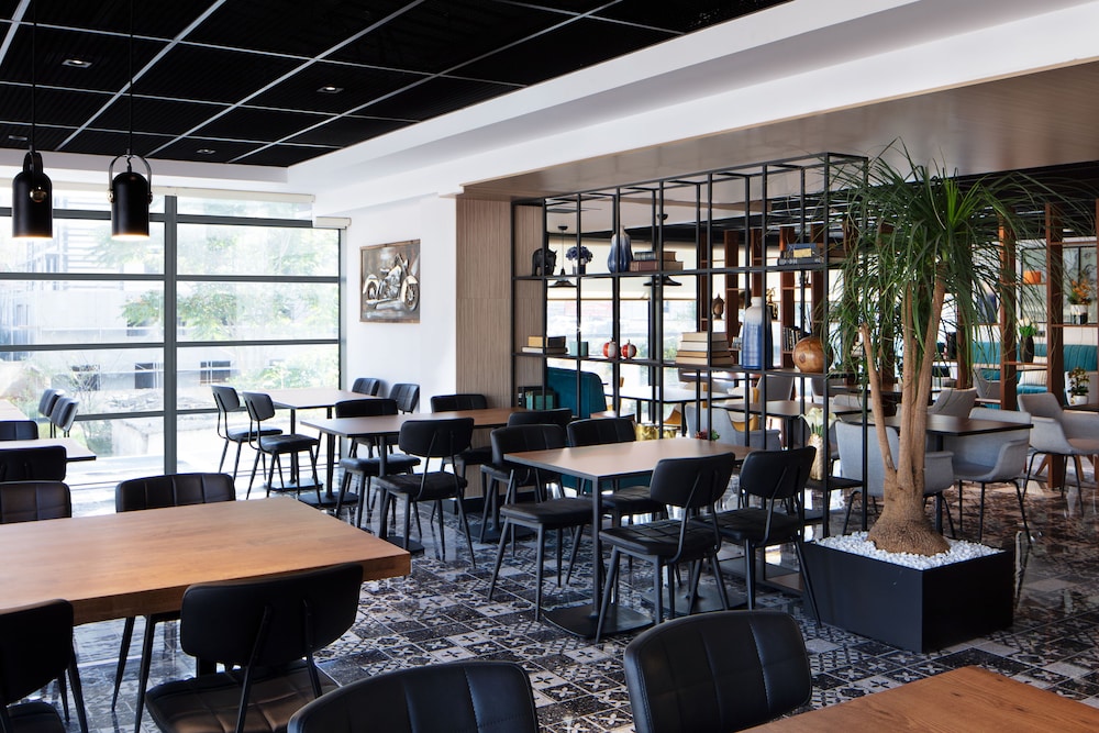 Residence Inn by Marriott Istanbul Atasehir 29/36
