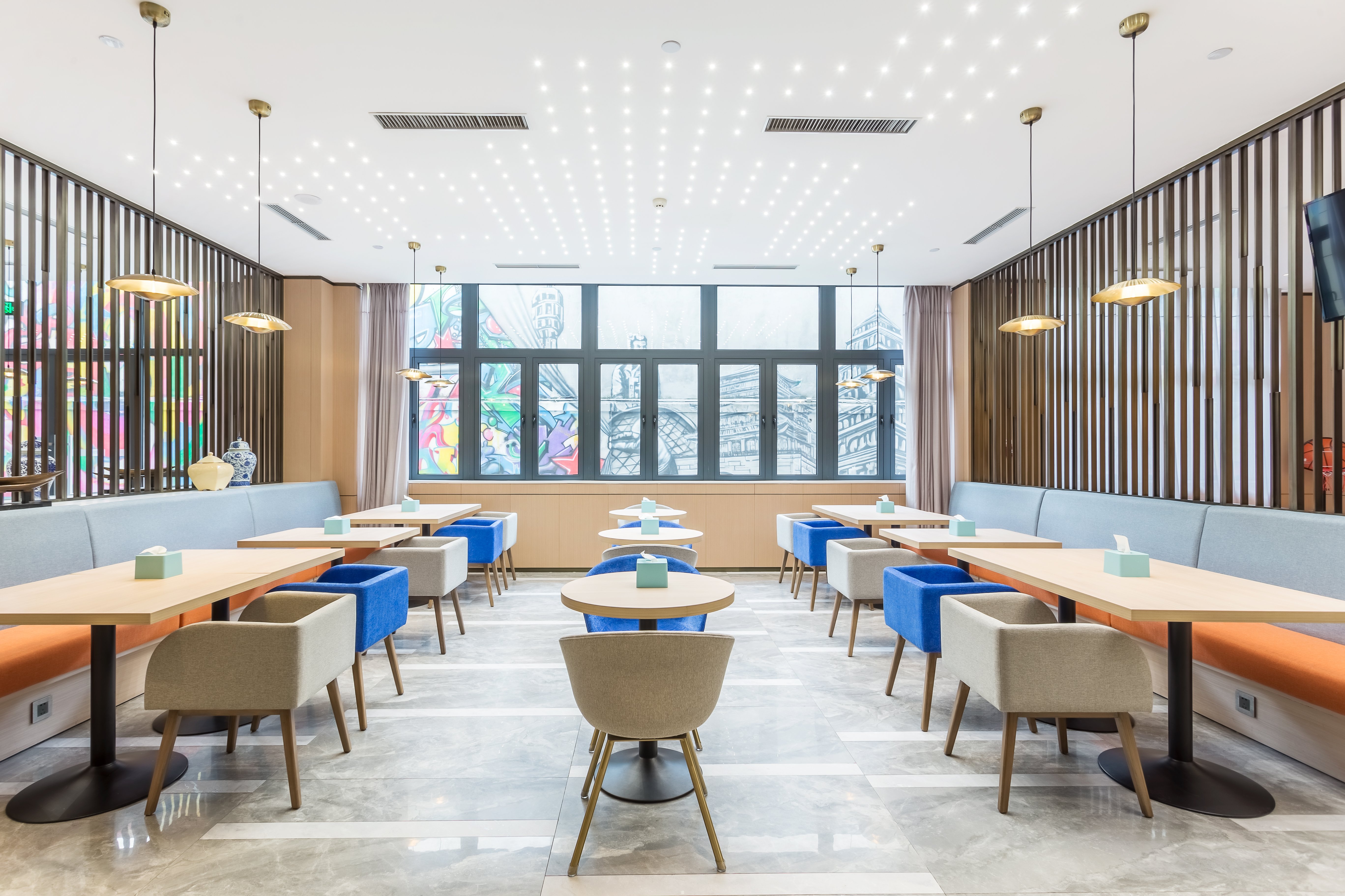 Holiday Inn Express XiAn Ancient Town West 46/57