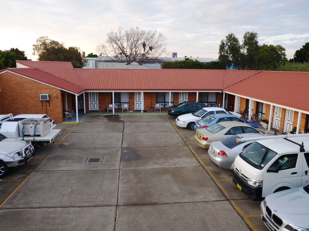 Winchester Motel 45/49