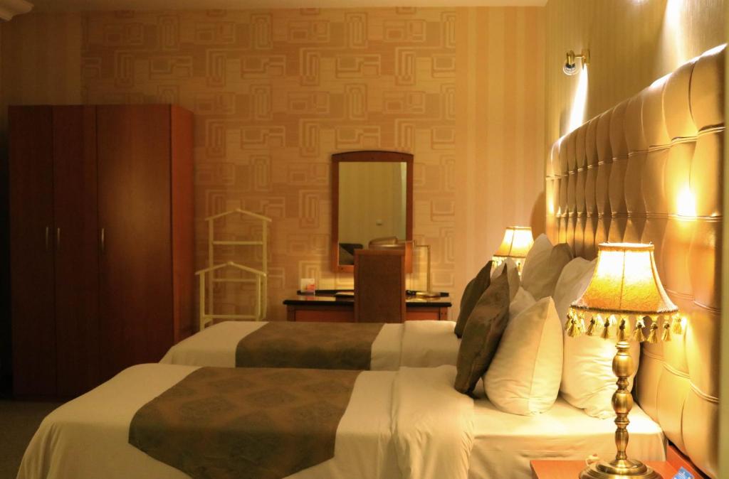 Grand Hotel Europe 39/57