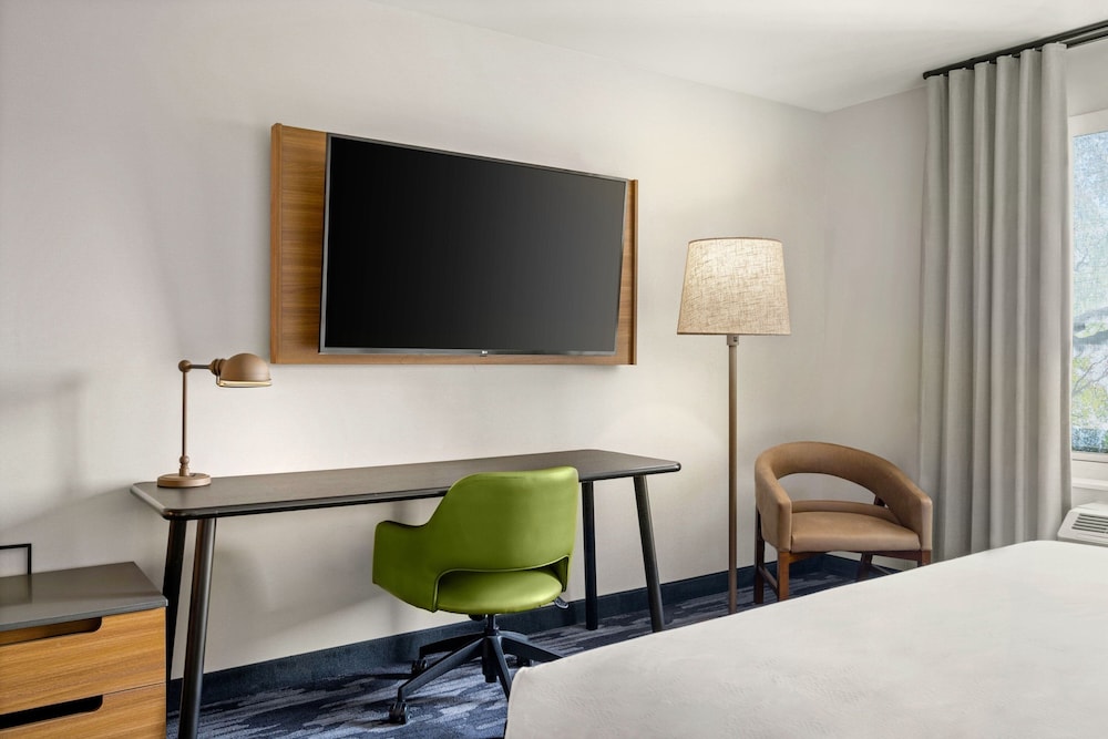 Fairfield Inn & Suites Baraboo 26/32