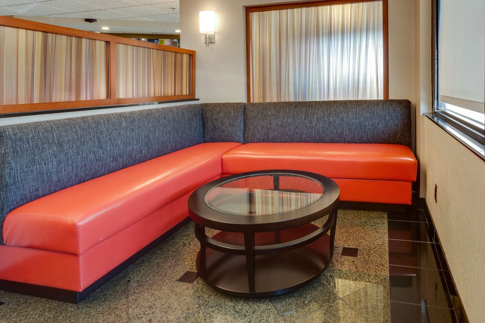 Drury Inn and Suites Memphis Southhaven 25/37