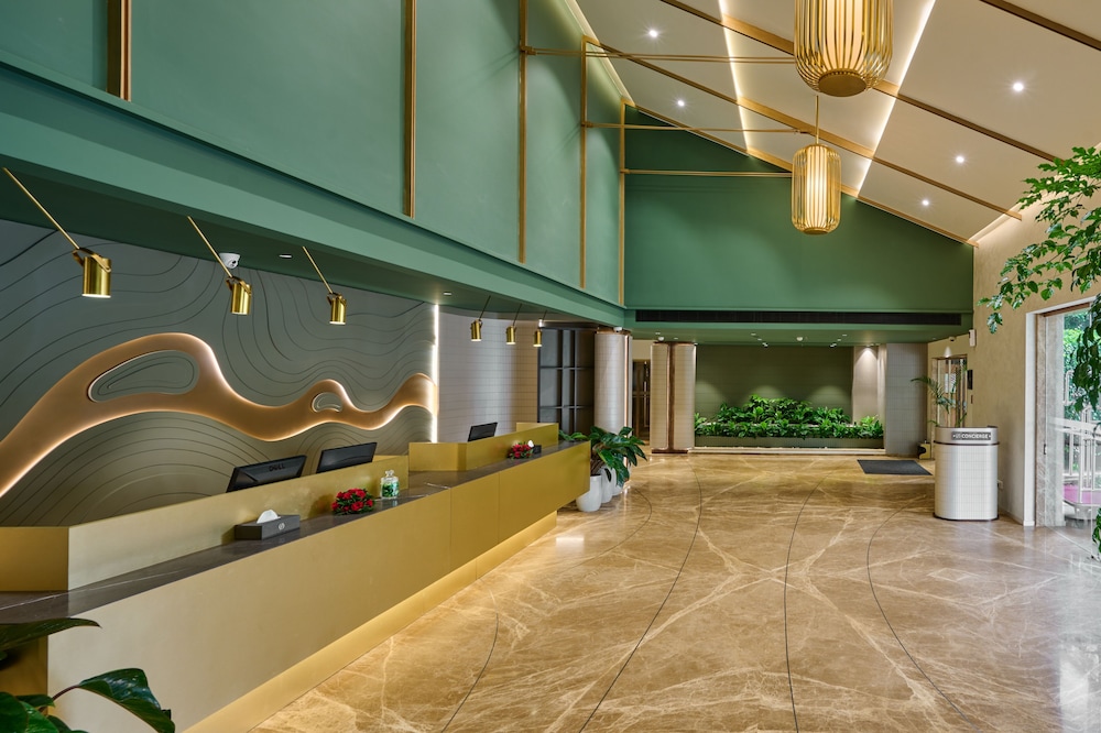 FLORA AIRPORT HOTEL 6/50