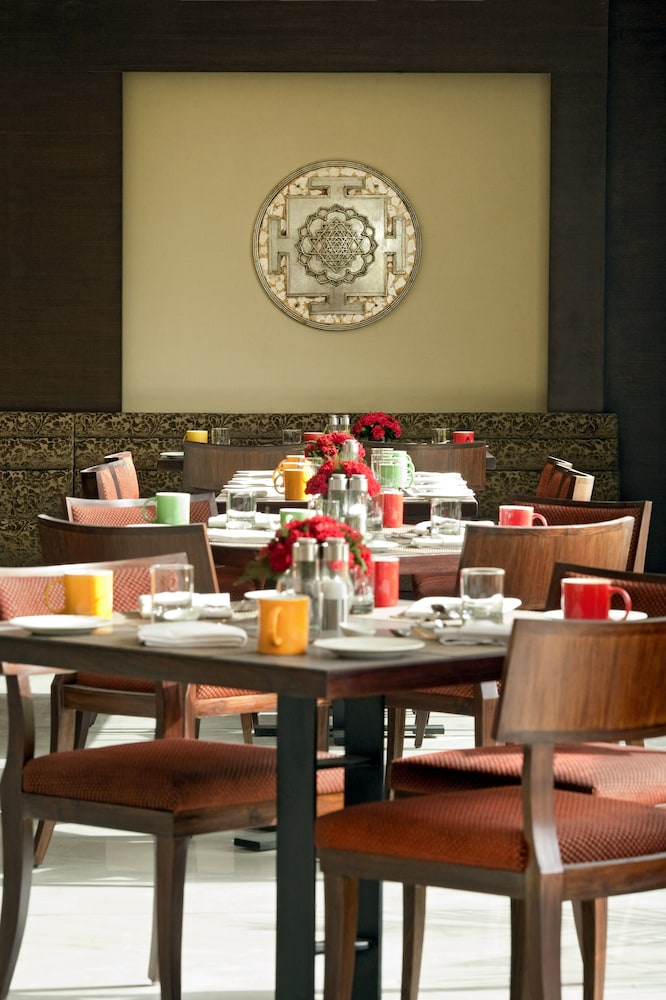 The Lalit Traveller 27/37