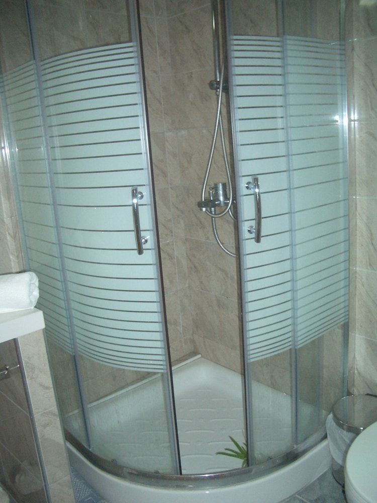 Voula Hotel 45/74