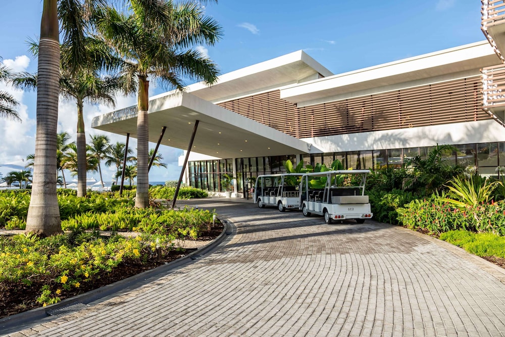 Sonesta Ocean Point Resort - Adults Only 46/50