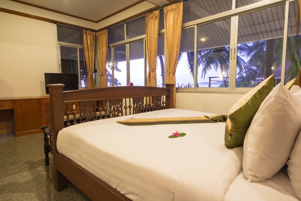 Rajapruek Samui Resort 24/72