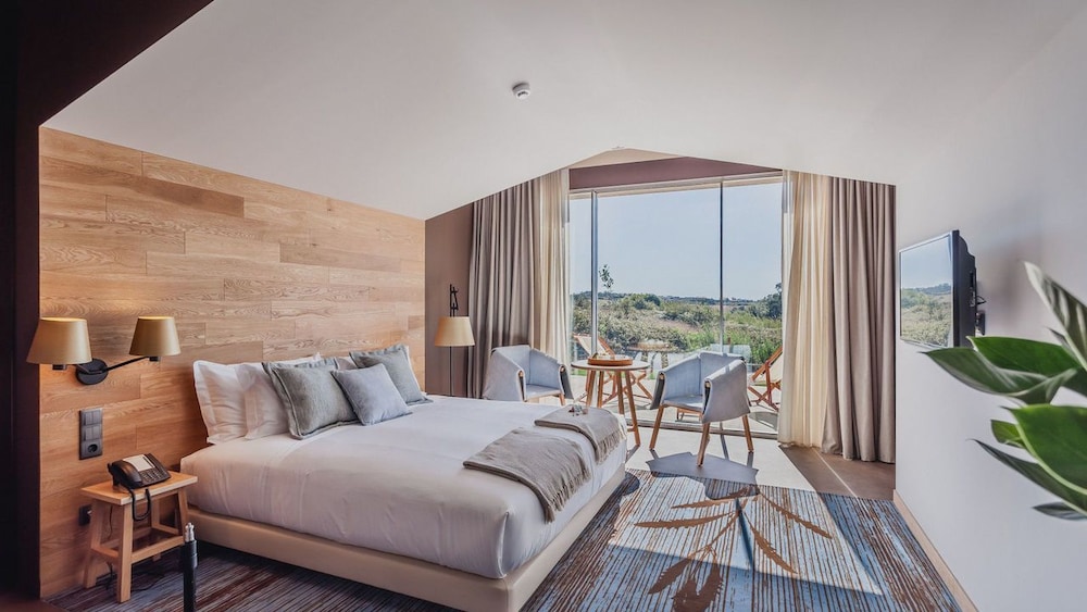 Vale D Azenha Hotel And Residences 3/50
