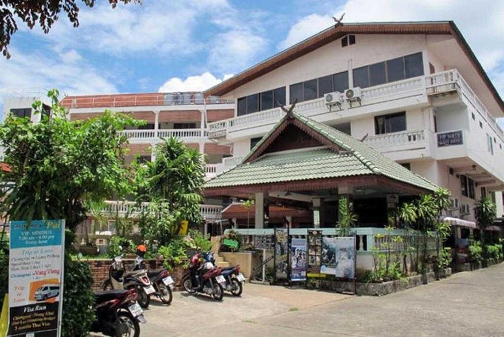 Hotel O Top North Guesthouse 28/32