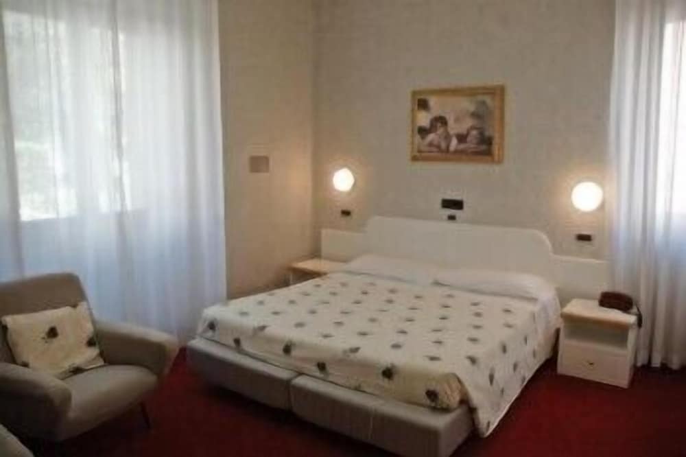 Grand Hotel Milano 12/45