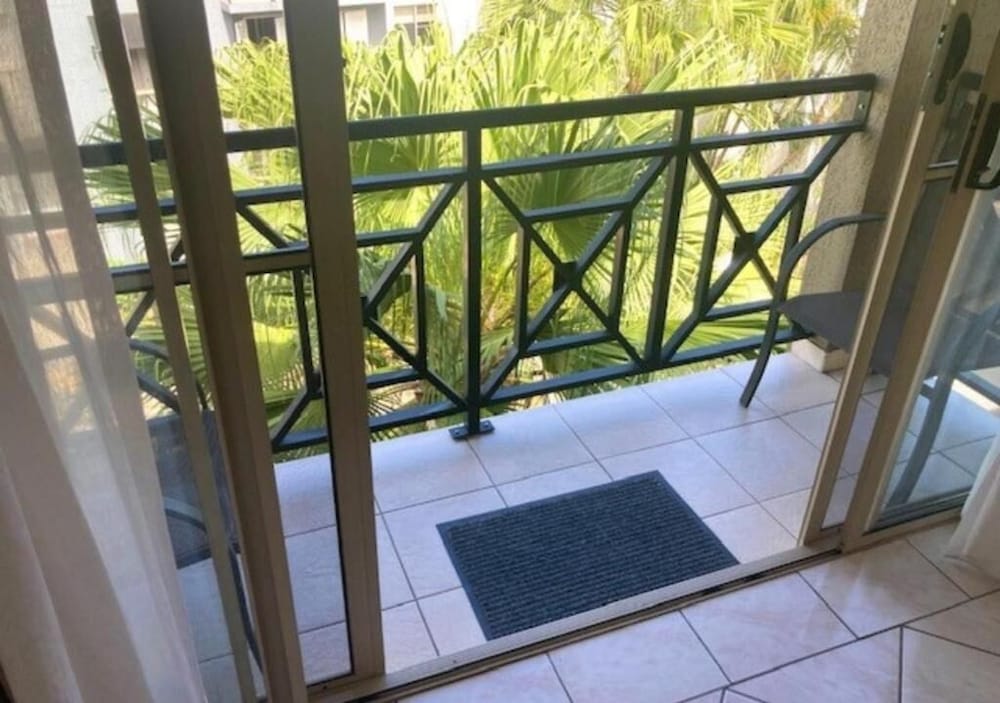 Lakes Cairns Resort And Spa 35/69