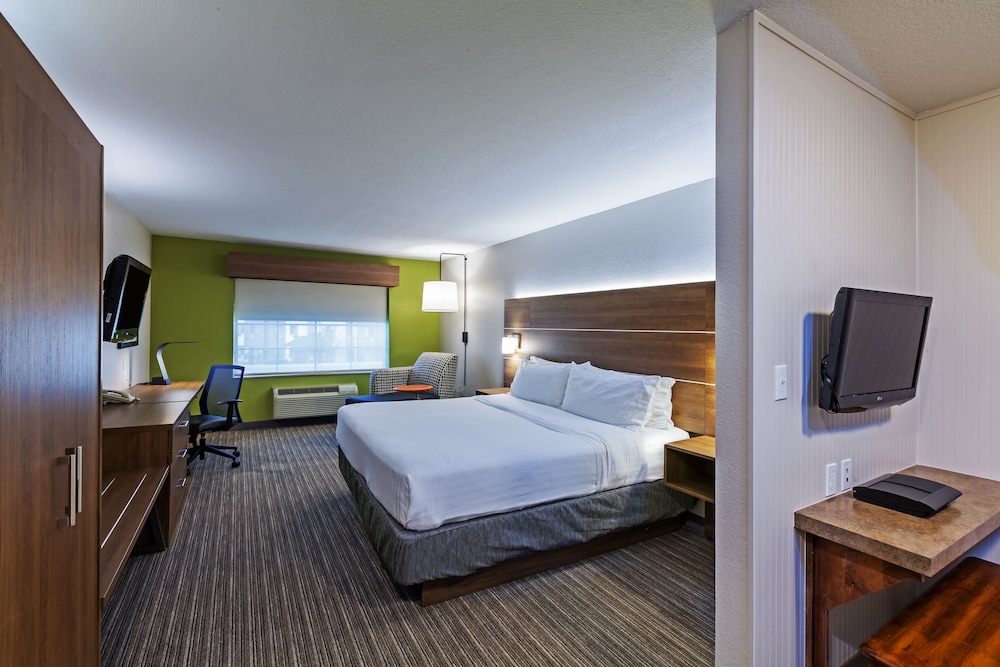 Holiday Inn Express Hotel and Suites Tulsa S Broken Arrow Hwy 51 21/80