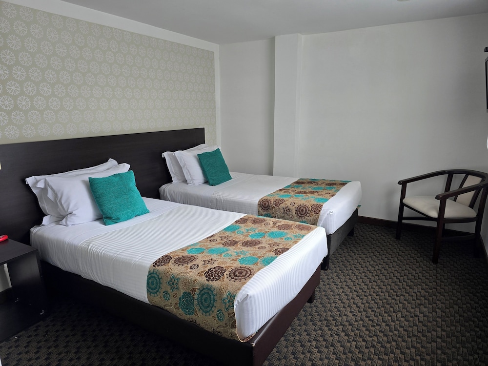 Hotel Castellana 95 19/44