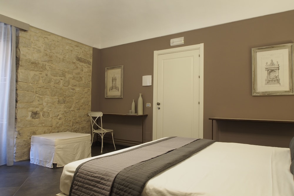 Terrazzani Suite 9/44