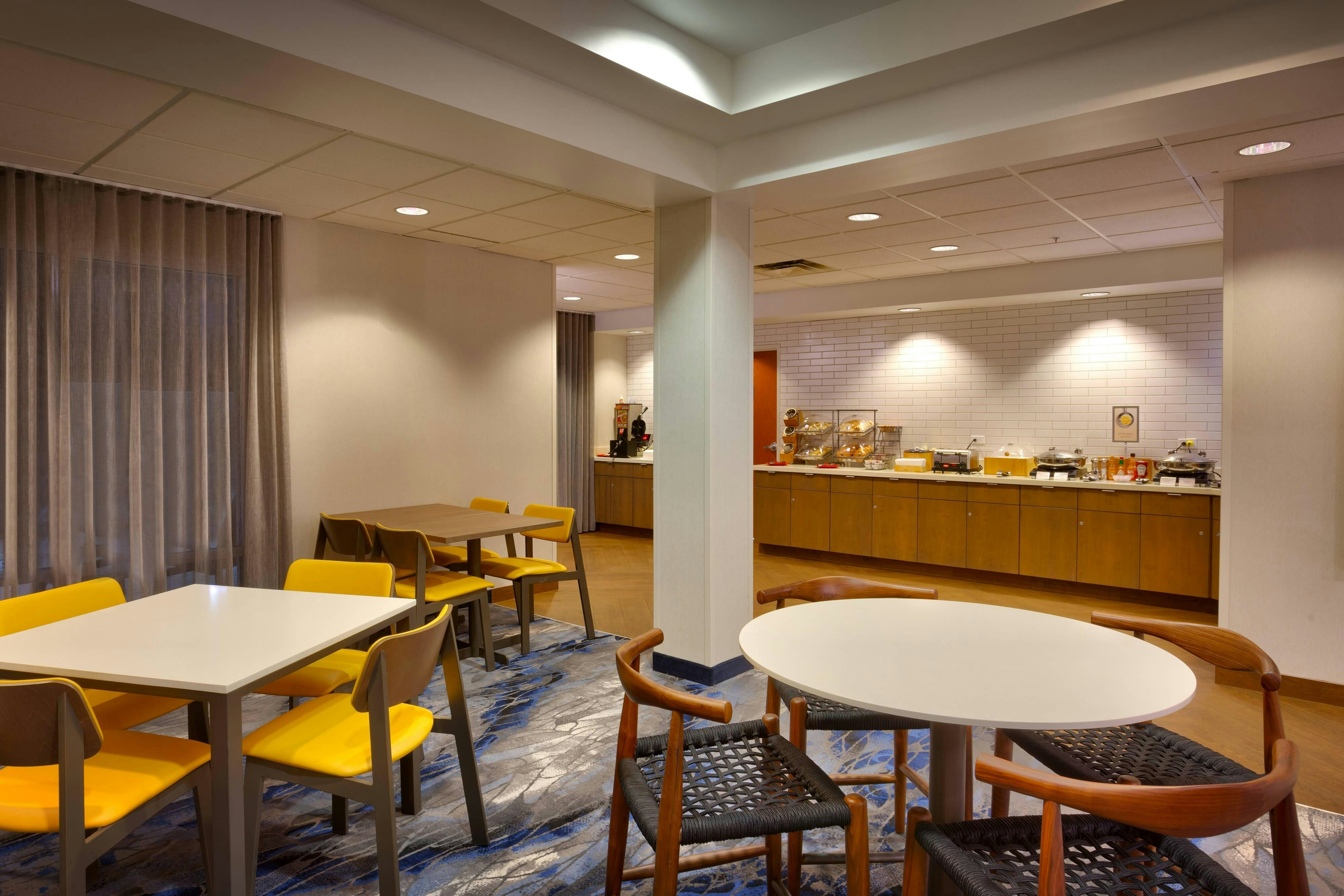 Fairfield Inn And Suites By Marriott Roswell 13/17