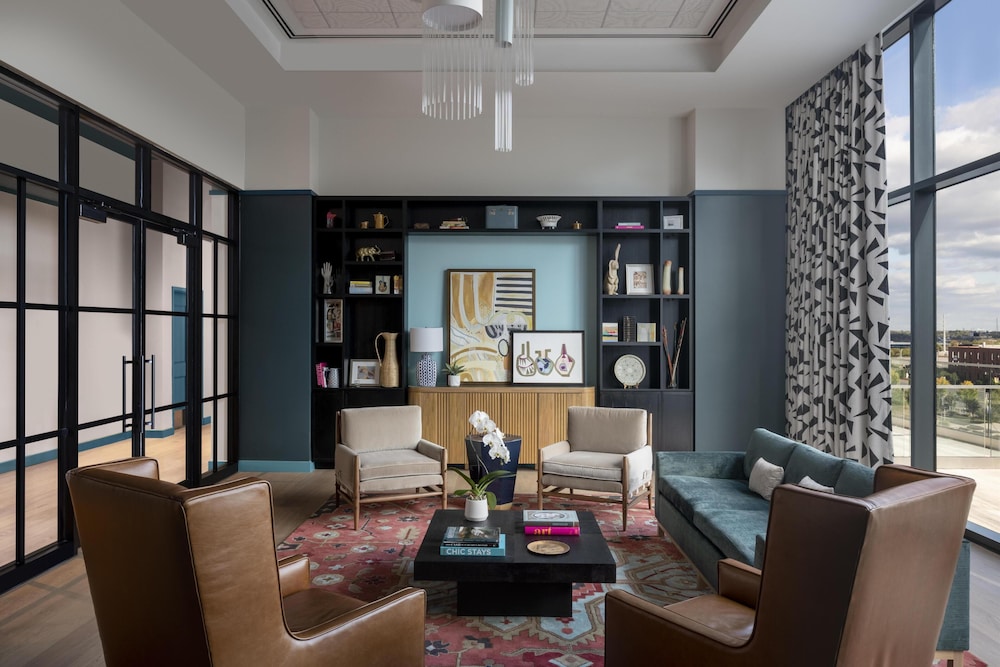 Hyatt Centric Downtown Nashville 32/50