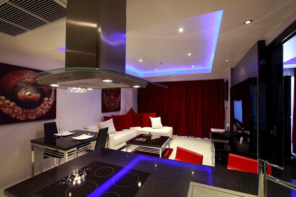 Absolute Bangla Suites 35/50