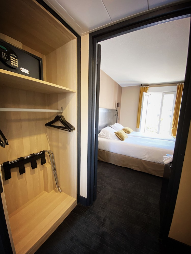Hotel Moliere 37/37