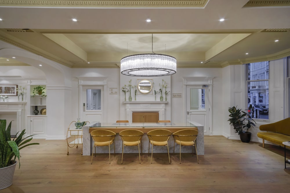 Melia London Kensington Member of Melia Collection 11/93