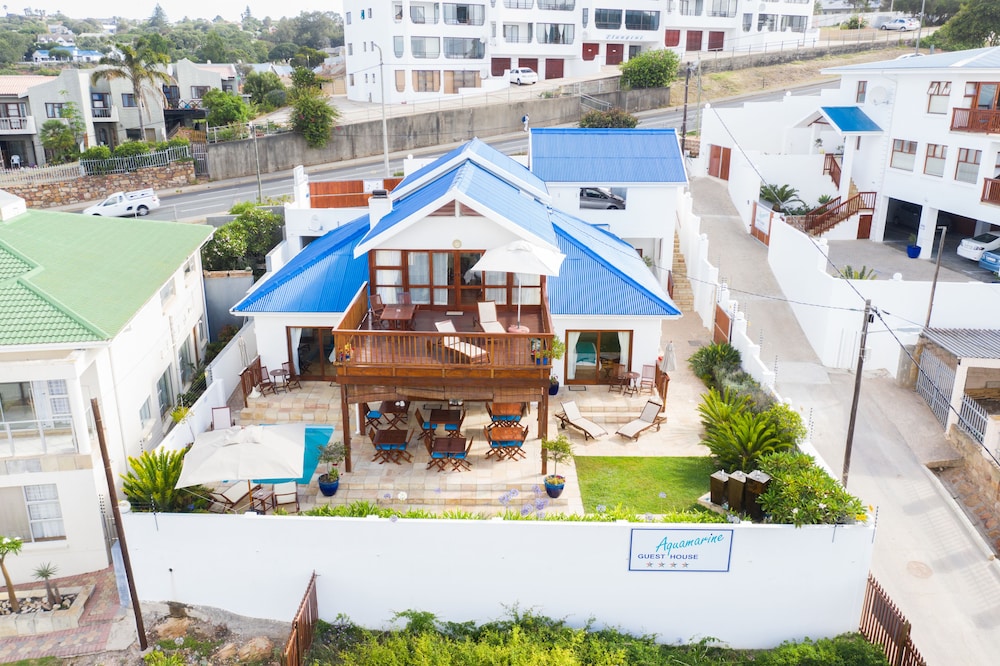 Aquamarine Guest House 63/73