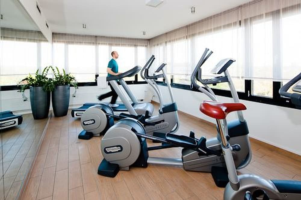 NOVOTEL HAMBURG CITY ALSTER 24/46