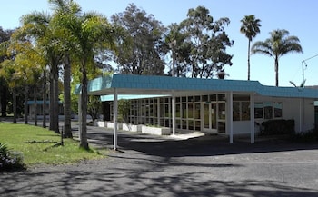 Eden Nimo Motel 4/42