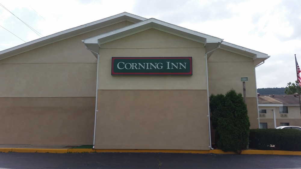 Corning Inn 2/48