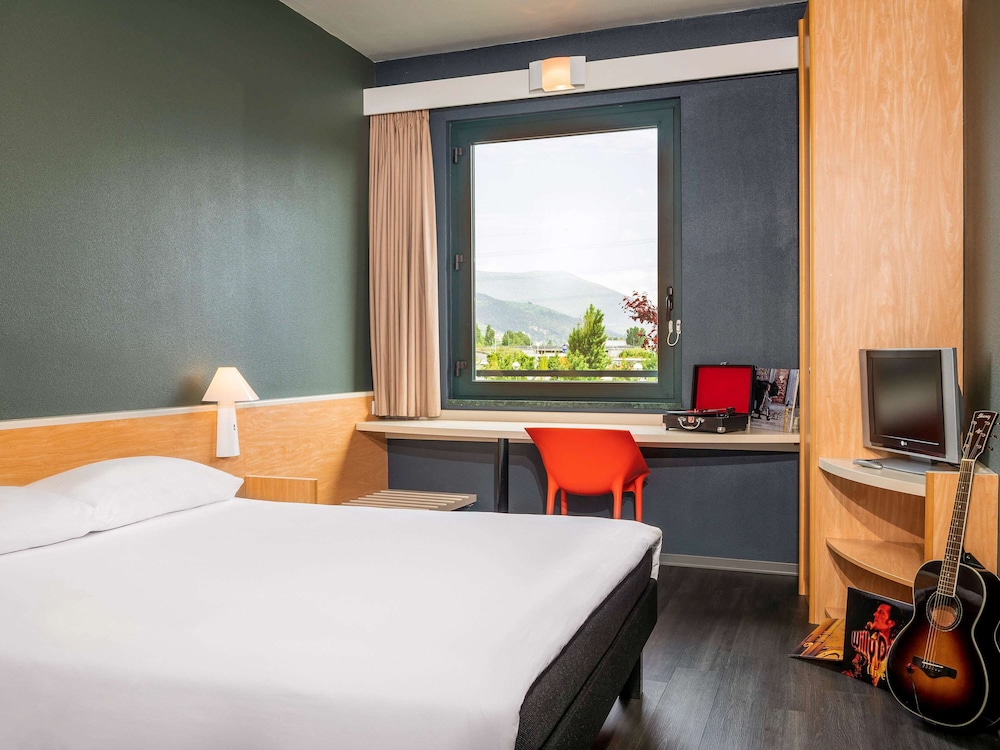 IBIS FIRENZE PRATO EST 23/73