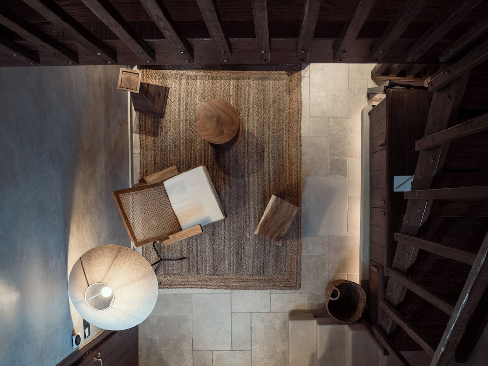 KaSeas Boutique Hotel 49/50