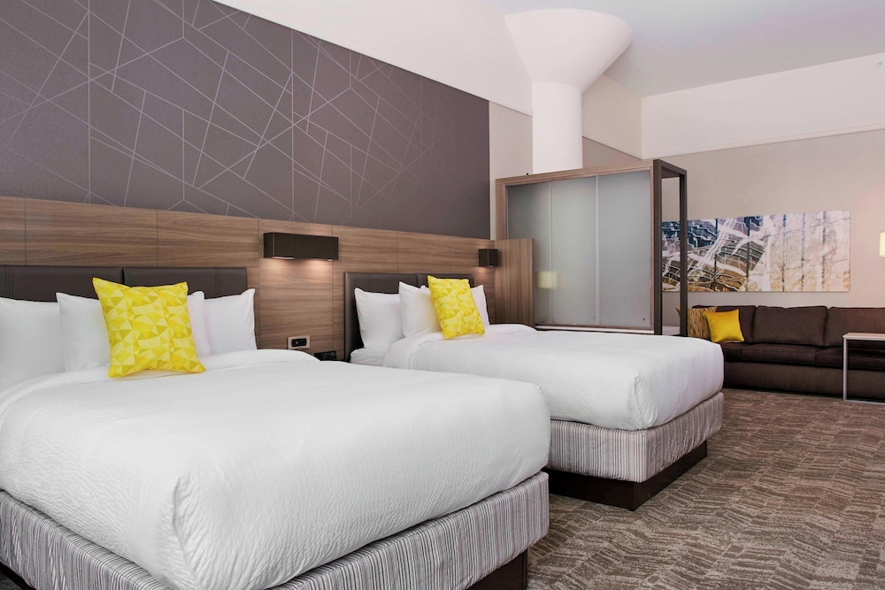 Executive, Suite, 2 Queen Beds, Accessible