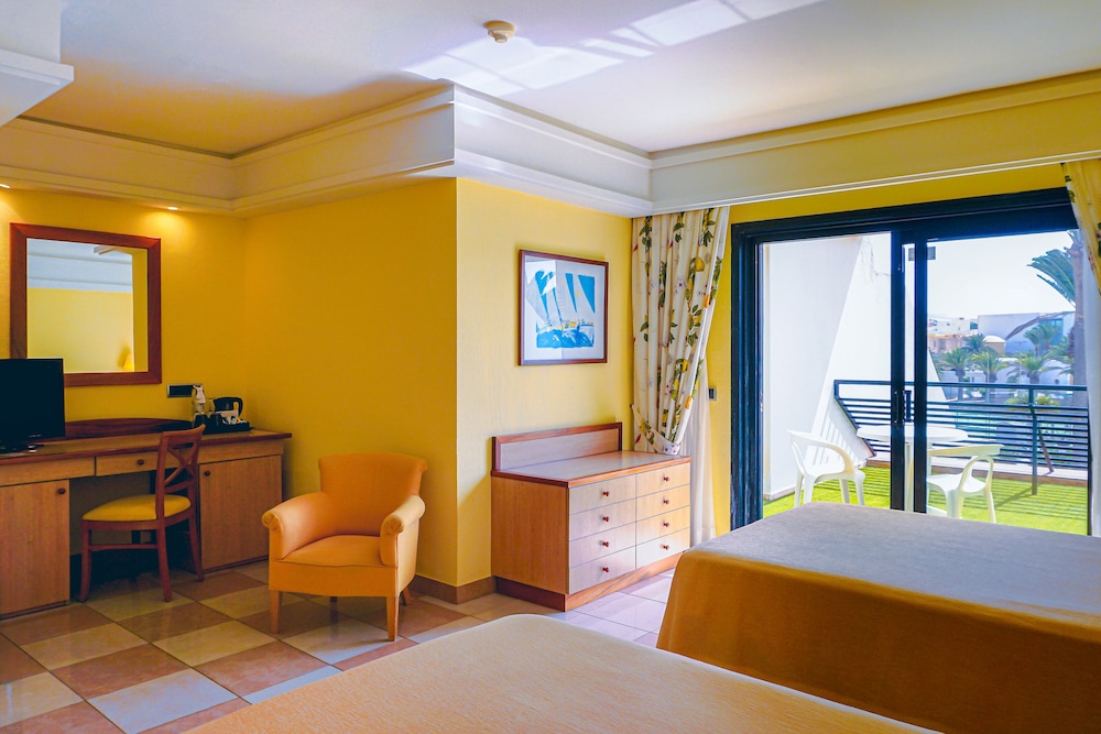 SBH Crystal Beach Hotel & Suites - Adults Only 14/46