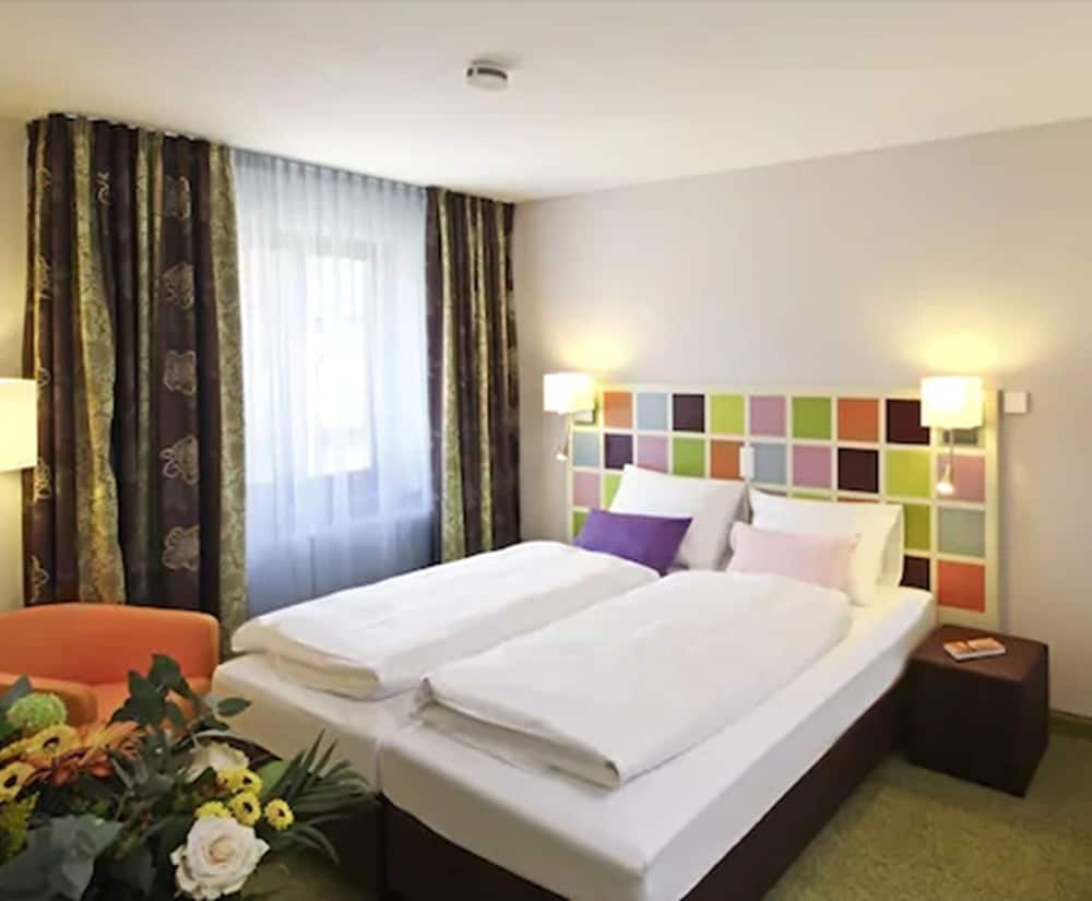 ECONOMY, DOUBLE BED