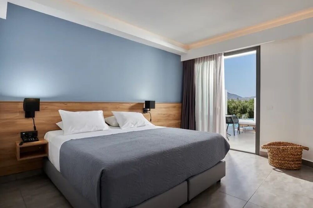 Lambi Hotel 6/59