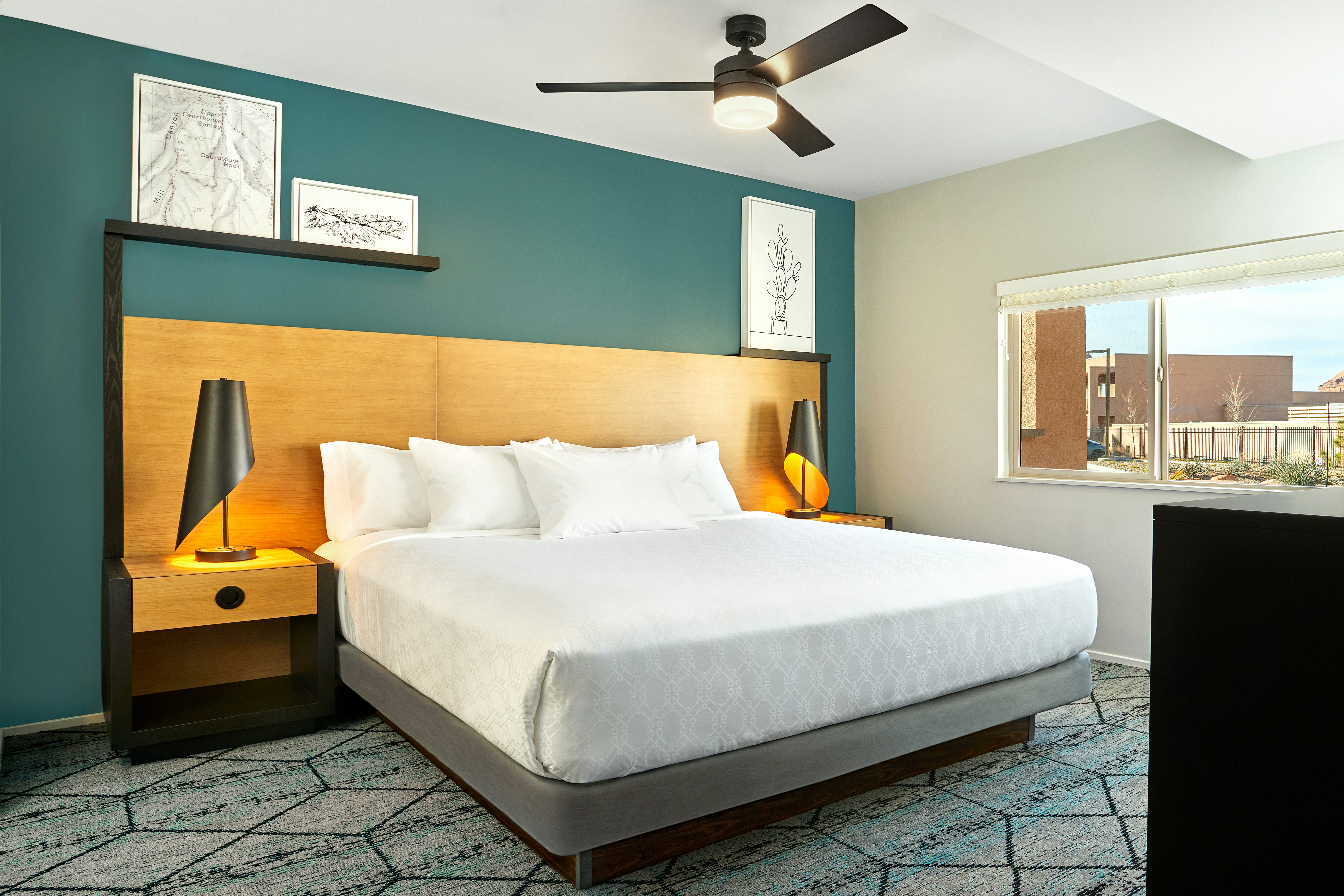 2 BEDROOMS, DELUXE, SUITE