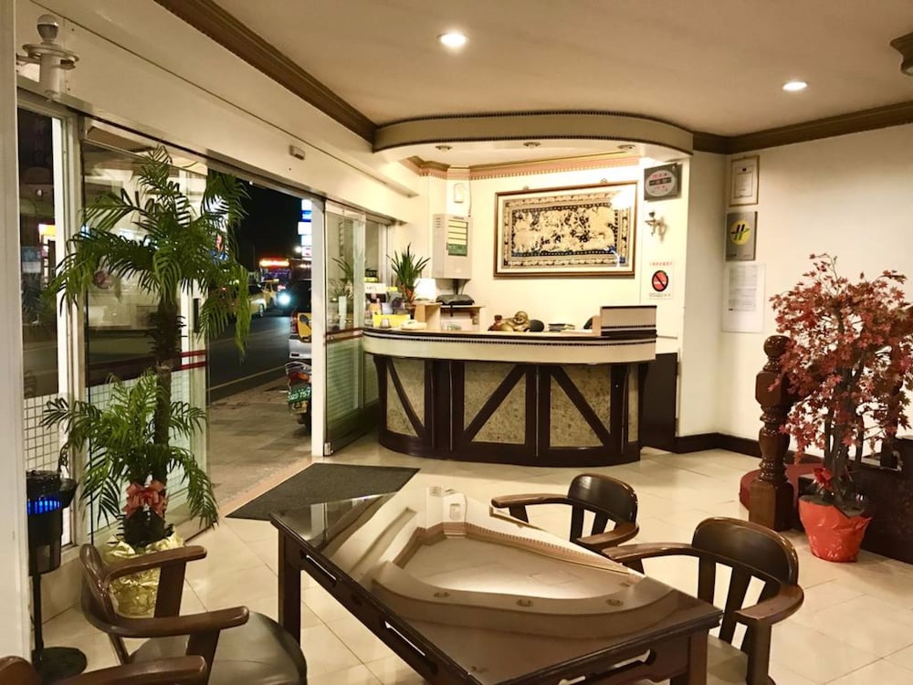 Minren Hotel 14/26