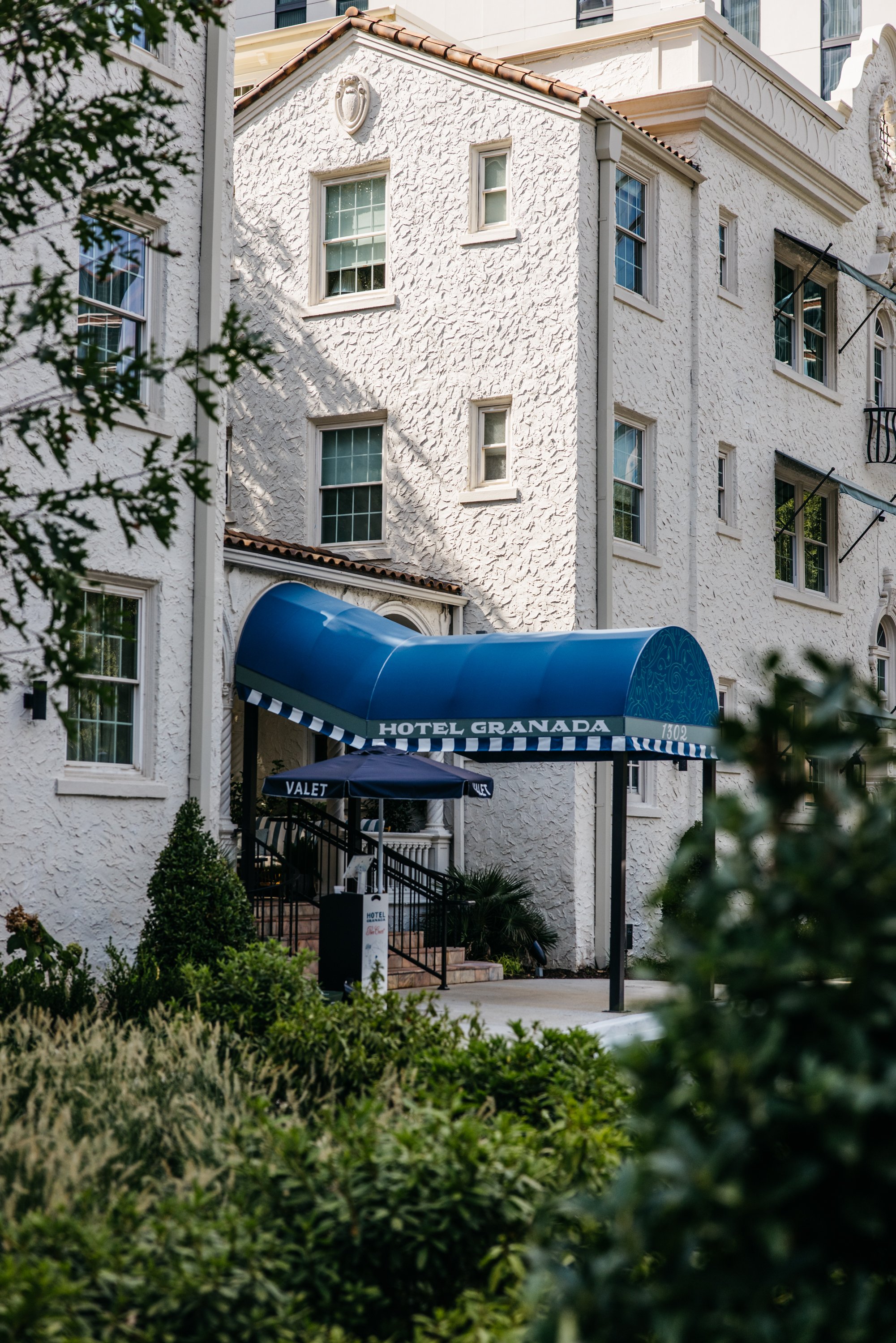 Artmore Hotel 30/35