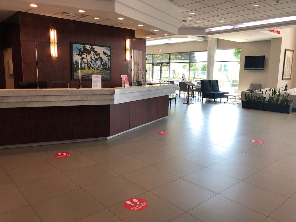 Lobby at Executive Suites Hotel and Conference Centre Metro Vancouver, BURNABY - BC