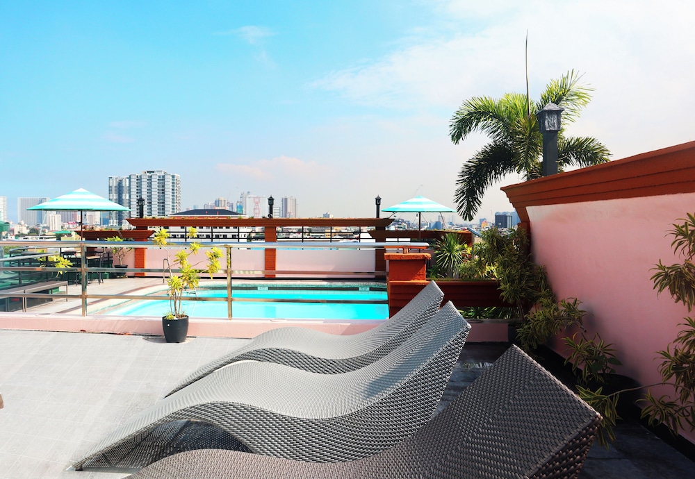 Urban Travellers Hotel Ex Shogun Suite Hotel 66/72