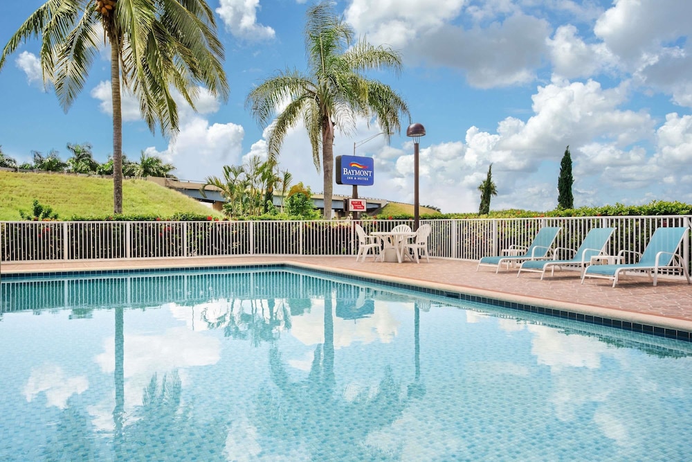 Belmont Inn Suites 20/50
