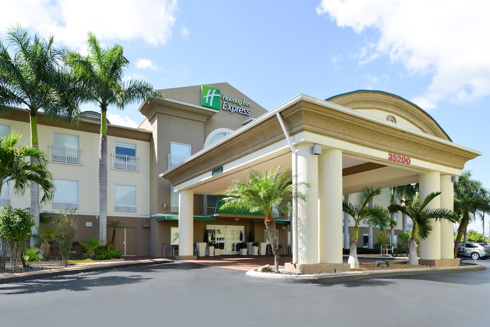 Holiday Inn Express Hotel And Suites Florida City Gateway To Keys 3/70