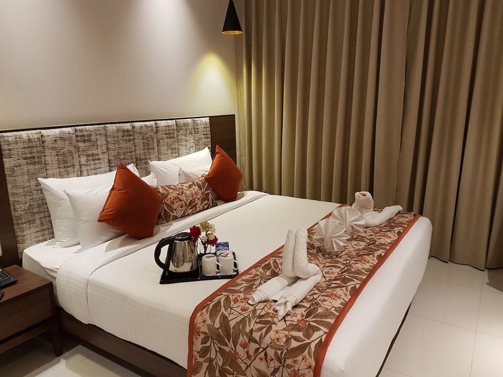 Hotel Sumaditya 13/35