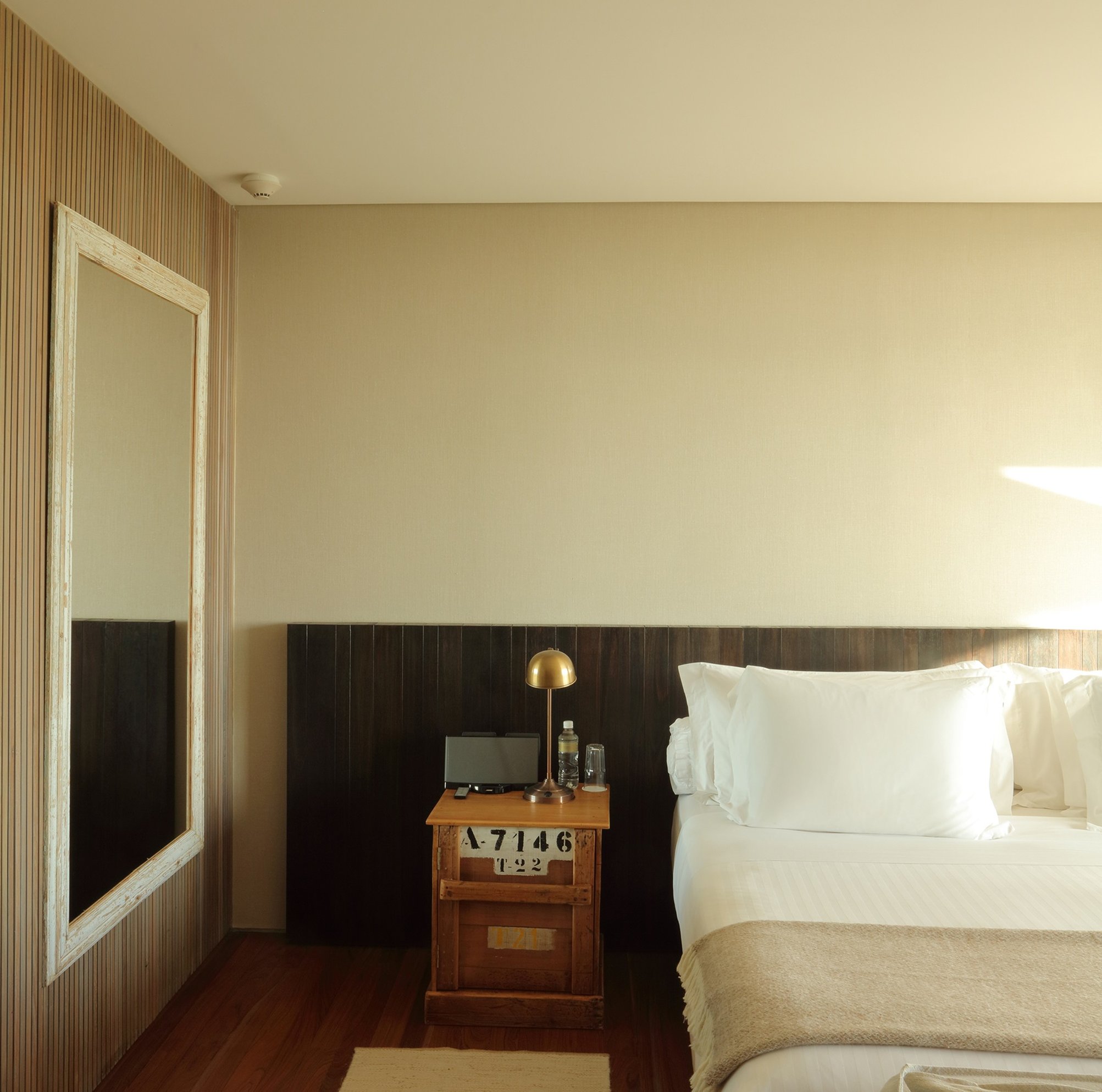 LOCANDA, SUPERIOR