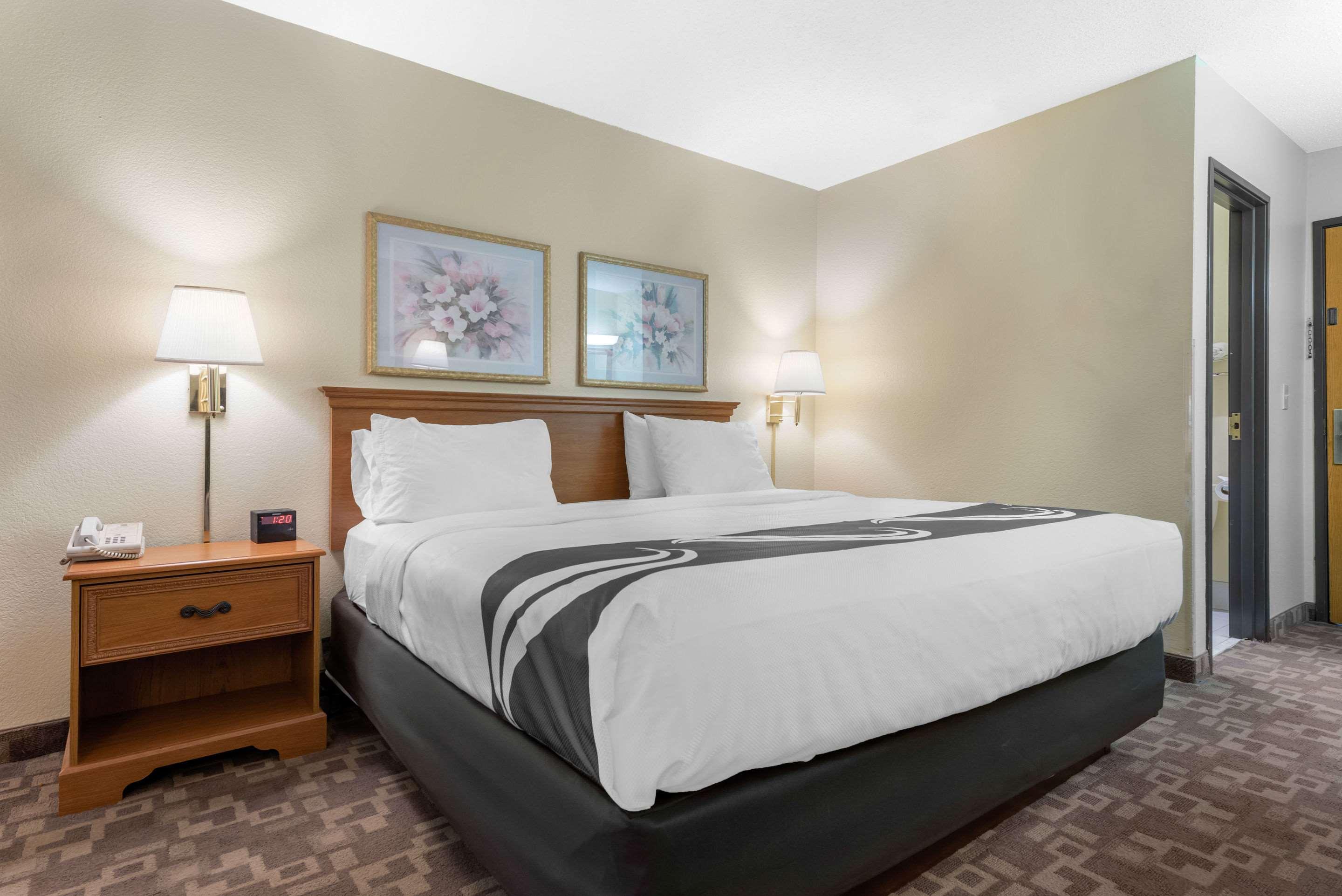 Upgrade, King Bed