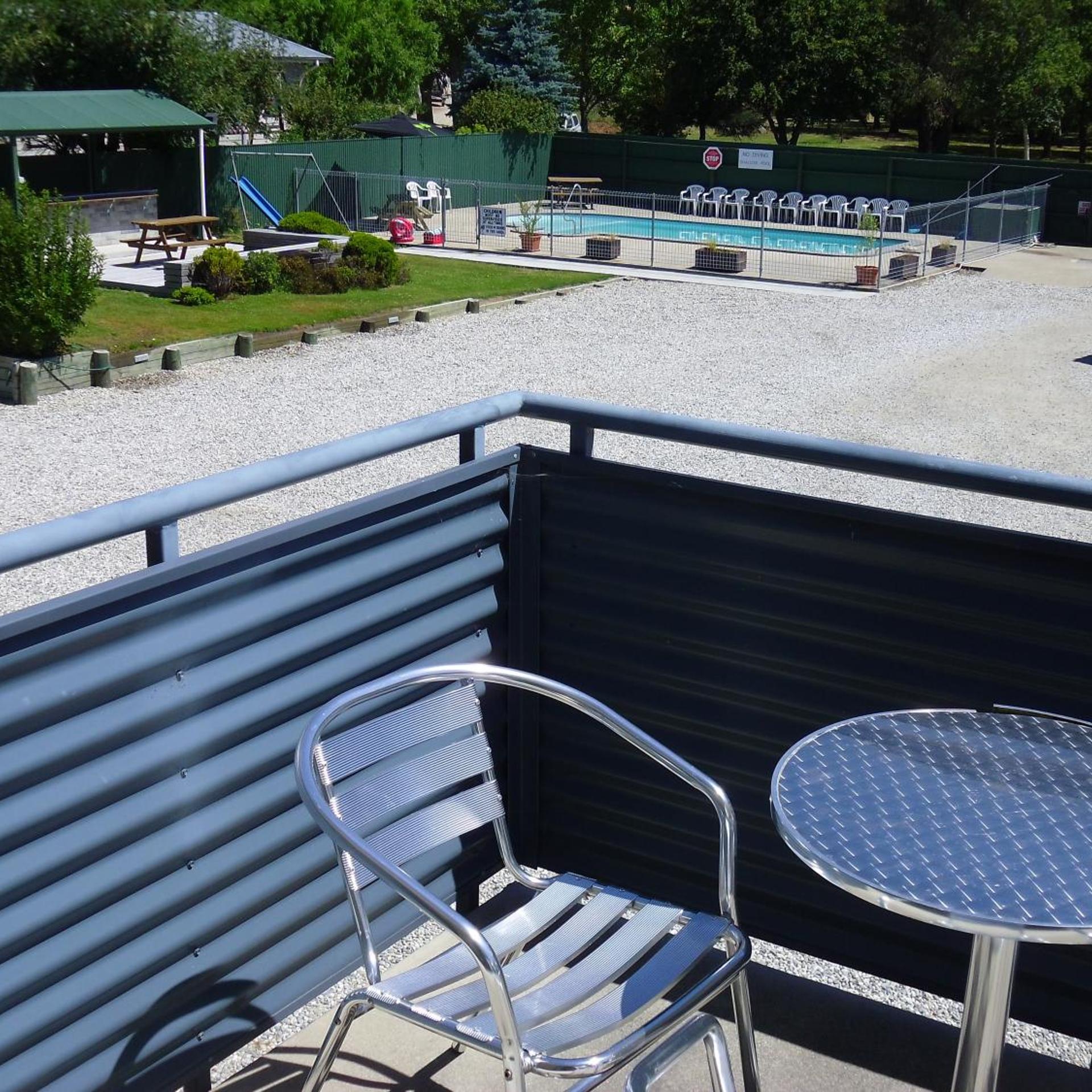 Fairway Motel & Apartments 2/50
