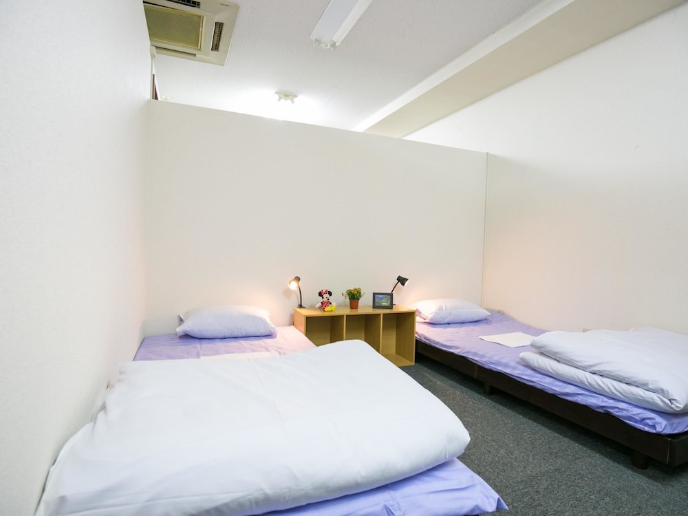 123Guest House 9/50