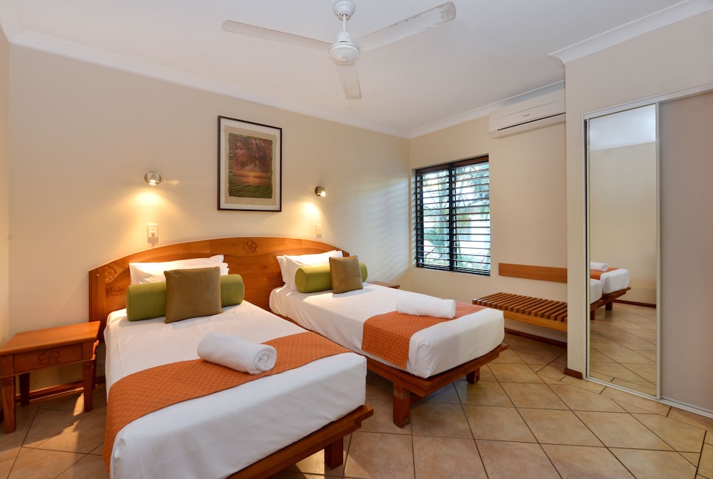 Seascape Holidays- Hibiscus Apartment 6/32