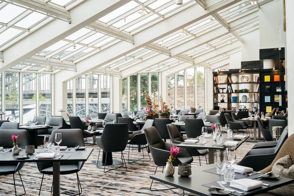 Hyatt Regency Cologne 64/72