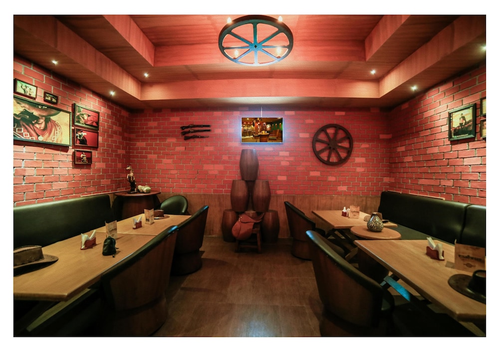 Poppys Hotel 42/49
